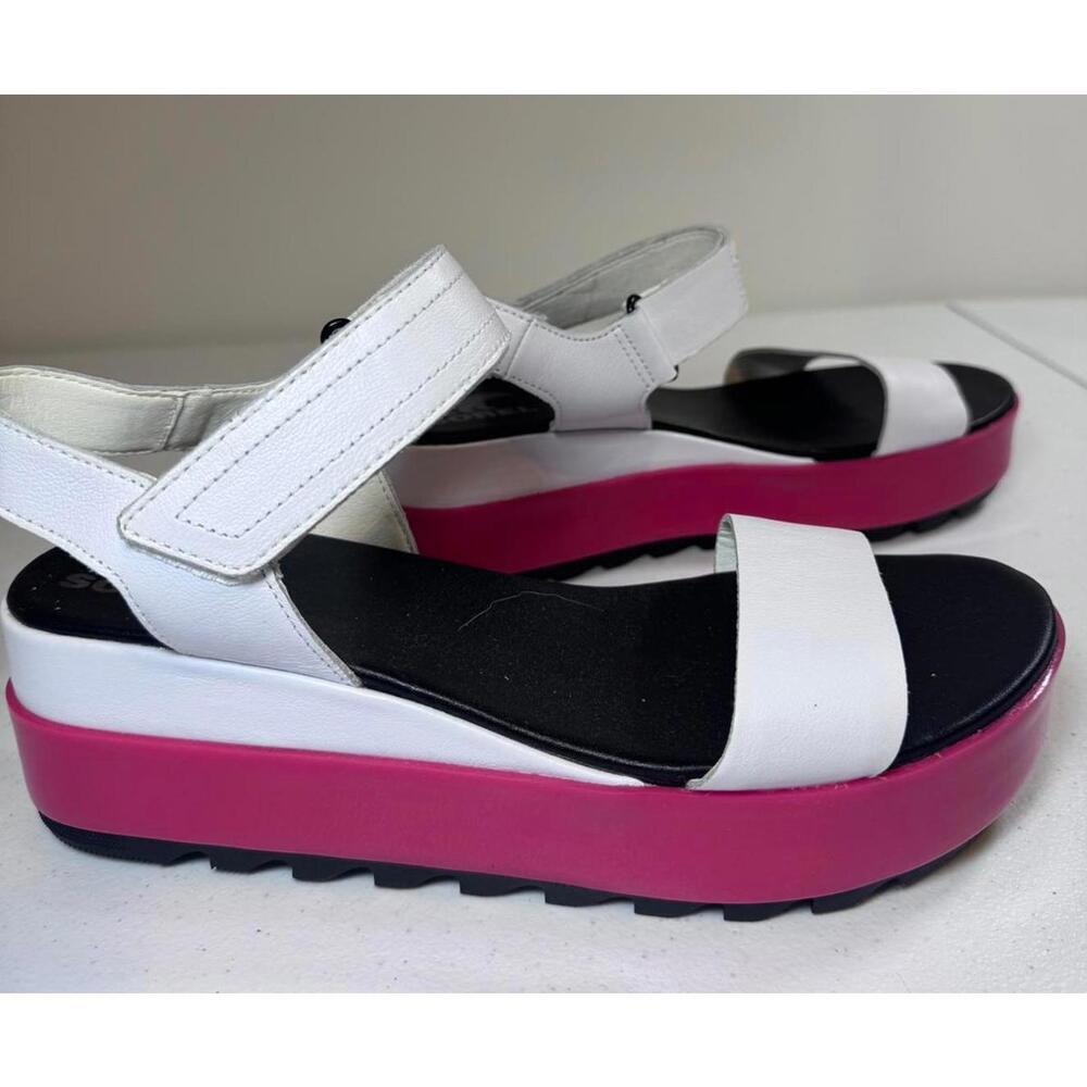 Stylish Sorel Women's Platform Sandals - White & Pink - Picture 3 of 5